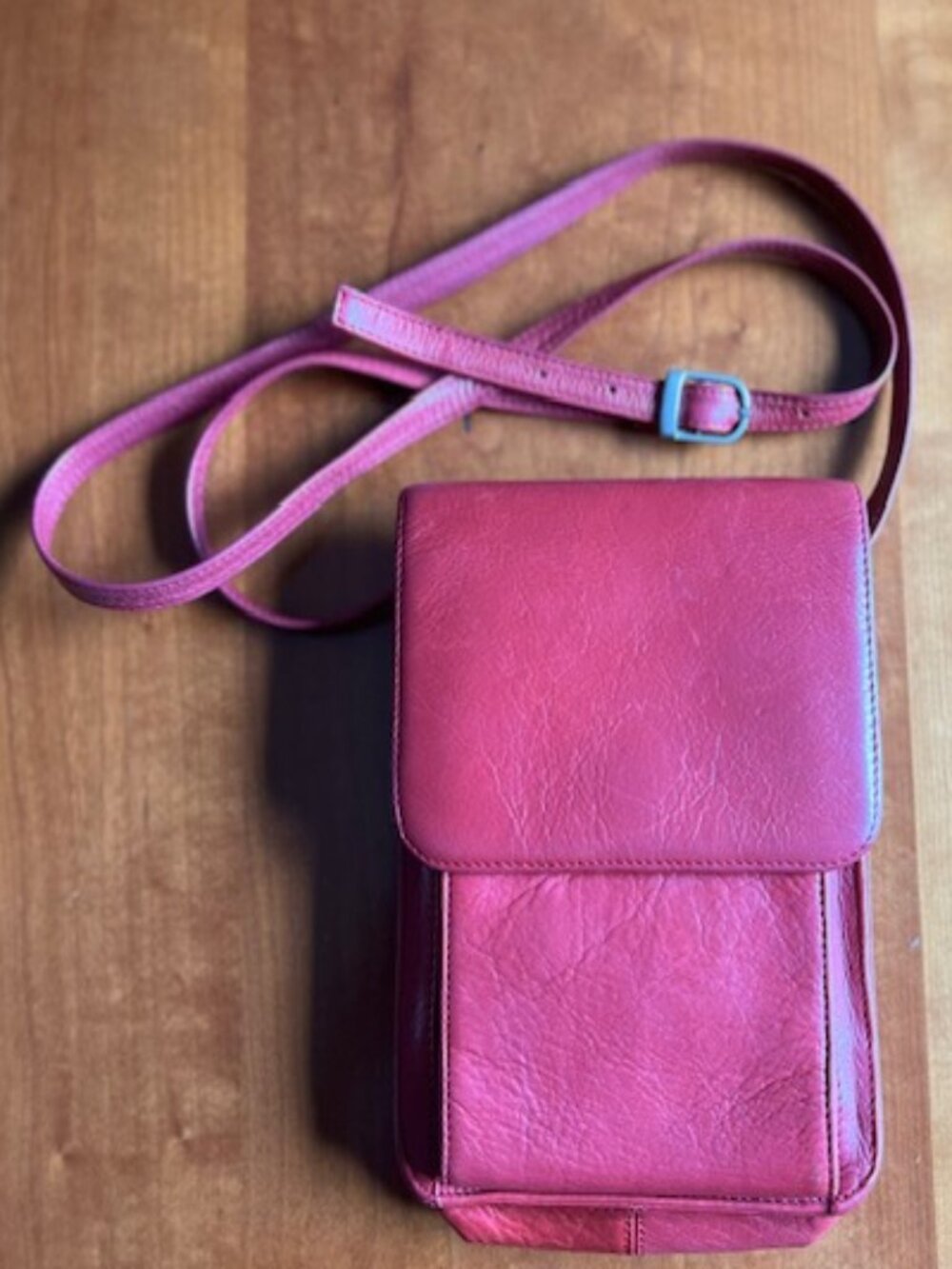 VINTAGE Ellington Red Textured Leather Organizer Crossbody Bag
